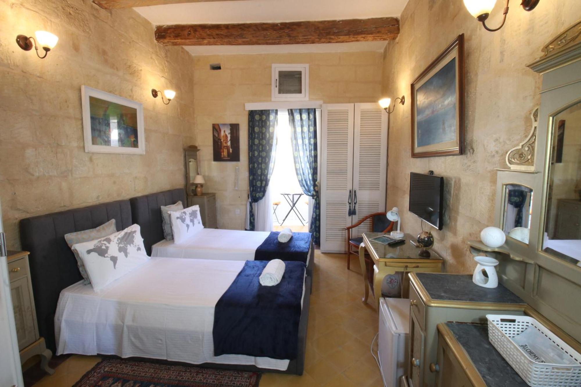 The Knight - Heritage & Art Home At Birgu Square 외부 사진